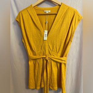 NWT Max Studio Women’s Stretch Tie Embroidered Cap Sleeve V Neck